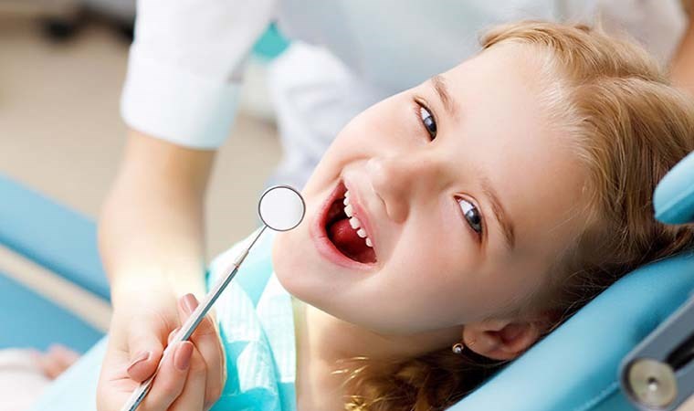 20 Mart Dünya Ağız Sağlığı Günü: Her fırçalamada dişetleriniz mi kanıyor?