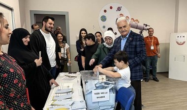 Eski Başbakan ve İBB adayı Binali Yıldırım oyunu kullandı – Son Dakika Siyaset Haberleri | Cumhuriyet