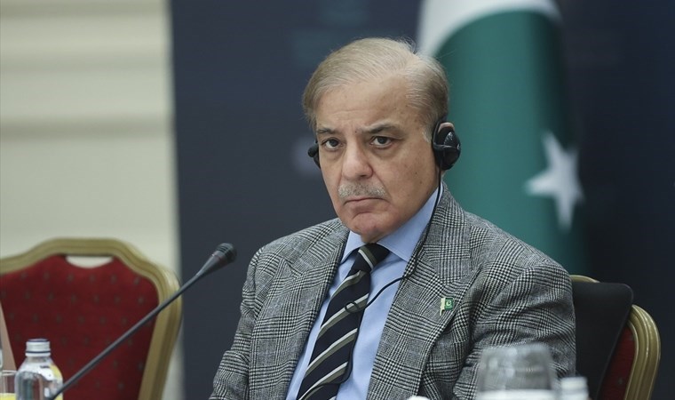 Şahbaz Şerif yeniden başbakan seçildi