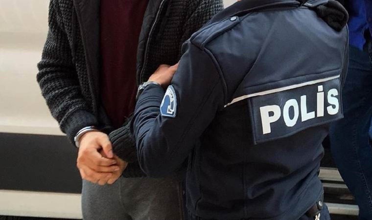 İş yeri çalışanlarını silahla gasp ettiler!
