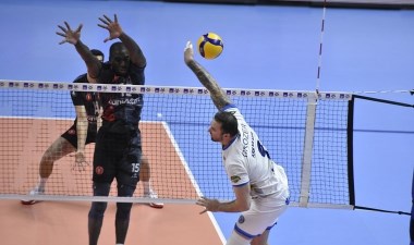 Arkas Spor altın setle finale yükseldi! – Son Dakika Spor Haberleri | Cumhuriyet