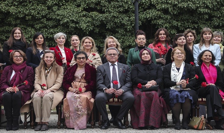 Büyükelçi Cüneyd: ‘Biz onlarla eşitiz’