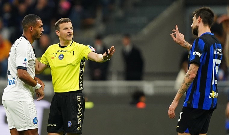 İtalyan yıldıza milli takım şoku: Irkçı sözler nedeniyle kadrodan çıkarıldı