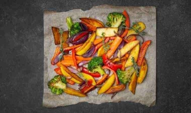Sağlıklı ve lezzet dolu bir tarif: Fırında karışık sebze nasıl yapılır? – Son Dakika Gurme Haberleri | Cumhuriyet