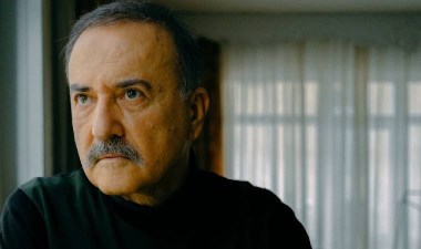 Şair Murathan Mungan, ‘Maskeli Balo’ şarkısını kullanan İYİ Parti’ye dava açacak – Son Dakika Siyaset Haberleri | Cumhuriyet