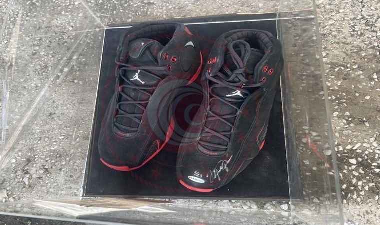 Ticaret Bakanlığı’ndan satılık Michael Jordan imzalı ayakkabı... Fiyatını duyan şaşırıyor