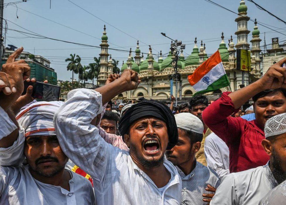 Modi'nin Hindistan'ında Müslüman olmak: 'Kendi ülkemizde azınlık olduk’