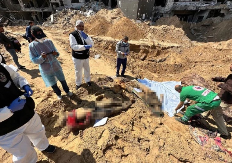 Gazze'deki Şifa Hastanesinde toplu mezar bulundu