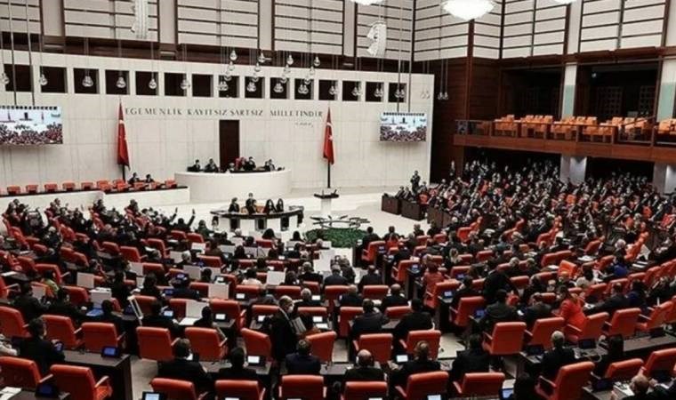 Dünya Bankası ile imzalanan, mültecilere tarımda istihdam şartlı anlaşma Meclis’i karıştırdı: ‘Bu nasıl bir ihanettir’