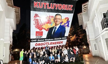 Özgür Özel’in komşularından kutlama – Son Dakika Türkiye,Siyaset Haberleri | Cumhuriyet