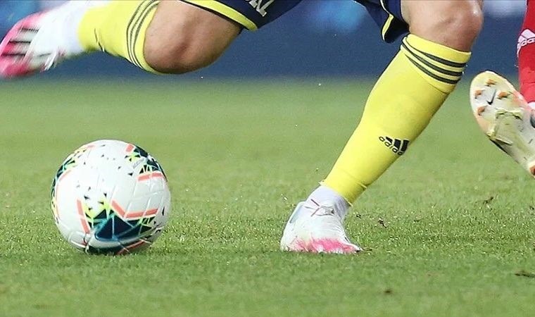 Konferans Ligi çeyrek final ilk maçında Olympiakos’a konuk oluyor