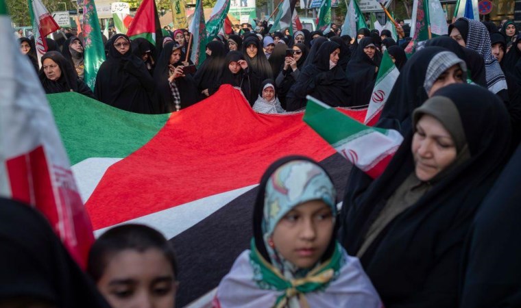 İran’ın saldırısı, İsrail Başbakanı Netanyahu’ya ‘can simidi uzattı’