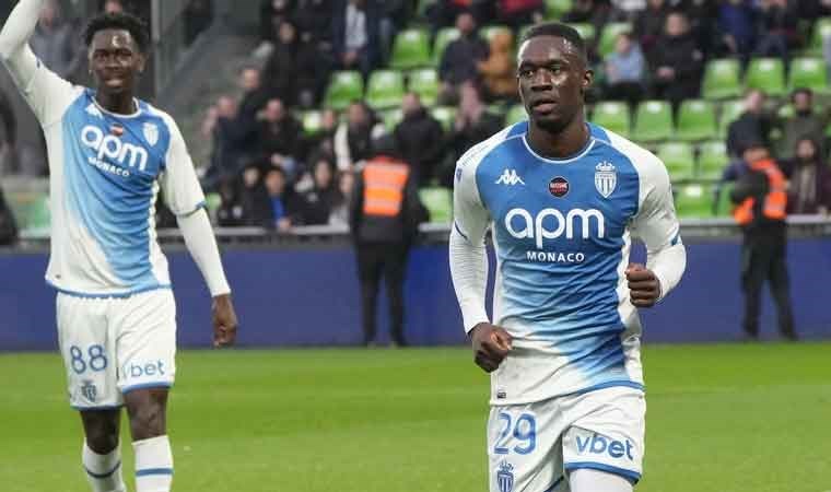 Monaco sahasında Rennes’i devirdi!