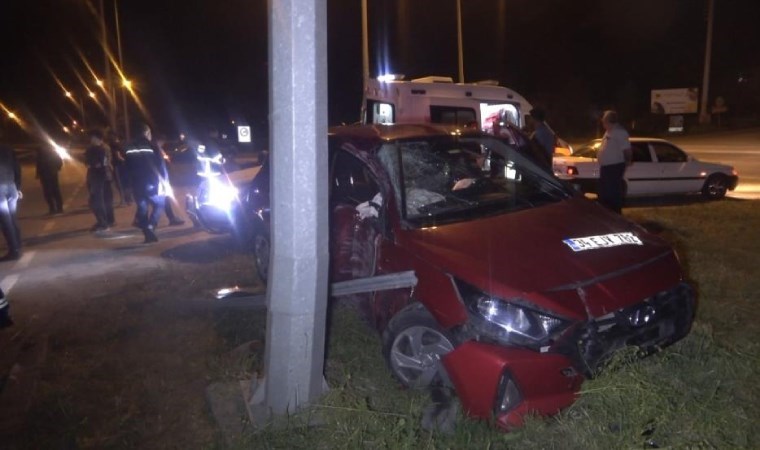 Samsun’da otomobiller çarpıştı: 2 yaralı