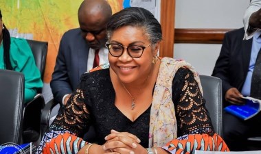 Ülkenin ilk kadın başbakanı oldu – Son Dakika Dünya Haberleri | Cumhuriyet