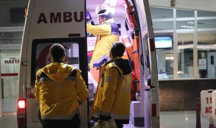 Kağıthane’de 3 aracın karıştığı kazada 4 kişi yaralandı