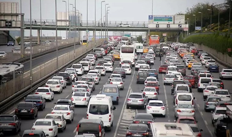 İstanbul’da sabah saatlerinde trafik yoğunluğu: Yüzde 70’lere dayandı!