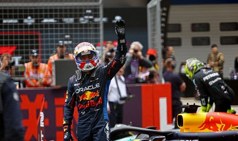 Çin GP’sindeki sprint yarışını Max Verstappen kazandı!