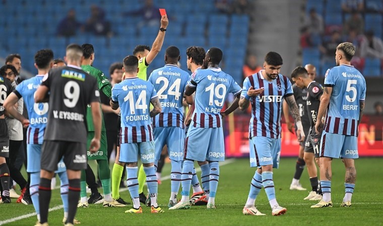 Takımını 10 kişi bırakmıştı: Enis Destan özür diledi!