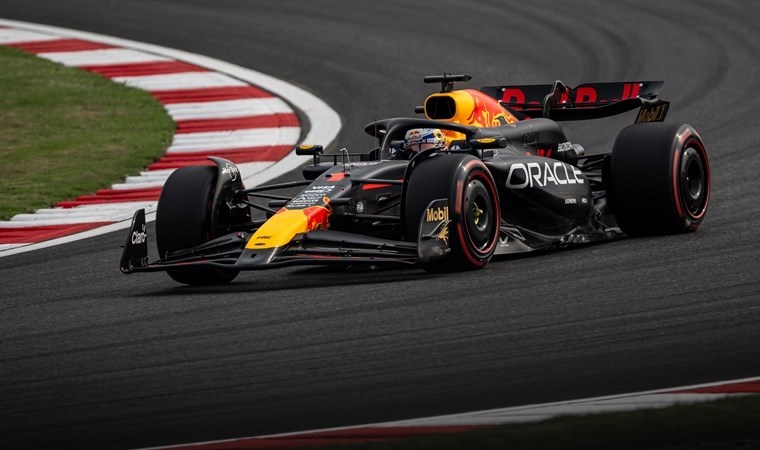 F1 Çin Grand Prix’sinde zafer Max Verstappen’in: 5. yarışta 4. galibiyet…