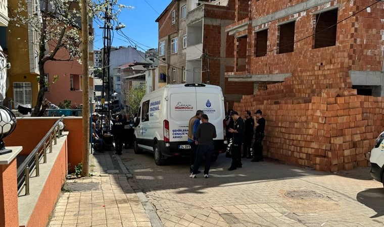 İstanbul’da aile katliamı… Anne ile ağabey öldü, baba ile kız kardeş yaralandı!