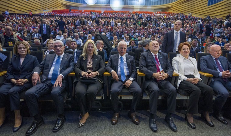 İYİ Parti’de kurultay günü… Adaylar konuşma yapıyor: Yeni genel başkan kim olacak?