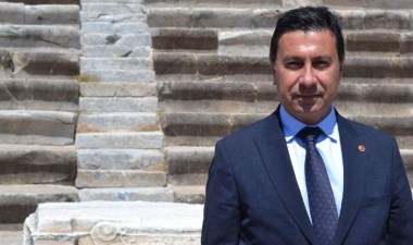 Ahmet Aras: Çiçek yerine eğitime destek verin – Son Dakika Türkiye,Cumhuriyet'in Egesi Haberleri | Cumhuriyet