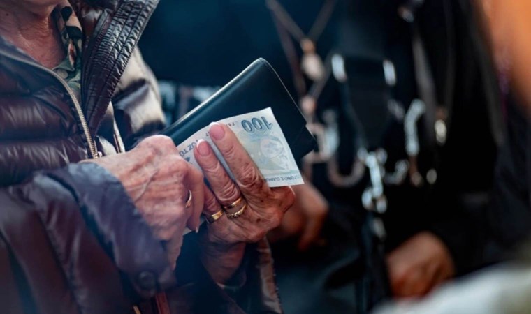 Kira, doğalgaz, elektrik… ‘Emekli kart’ mı geliyor? İşte milyonlarca kişiyi ilgilendiren desteğin şartları