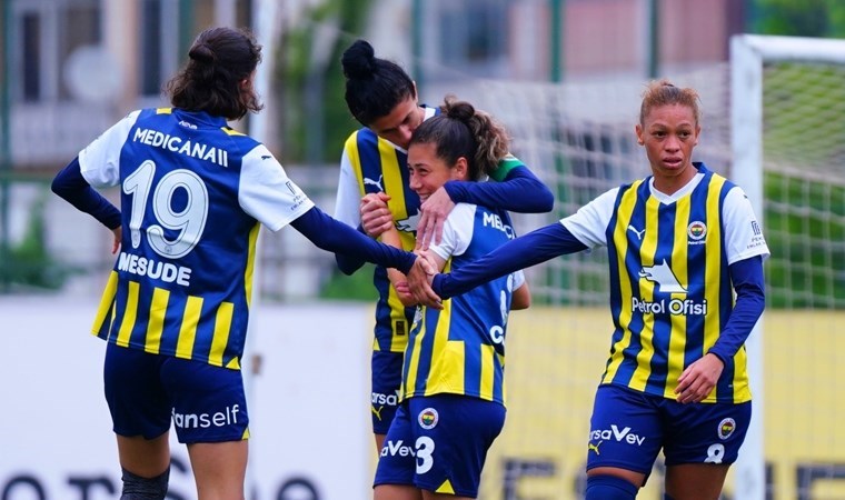 Fenerbahçe kendi sahasında durdurulamadı: 3 puanı 10 golle aldı!