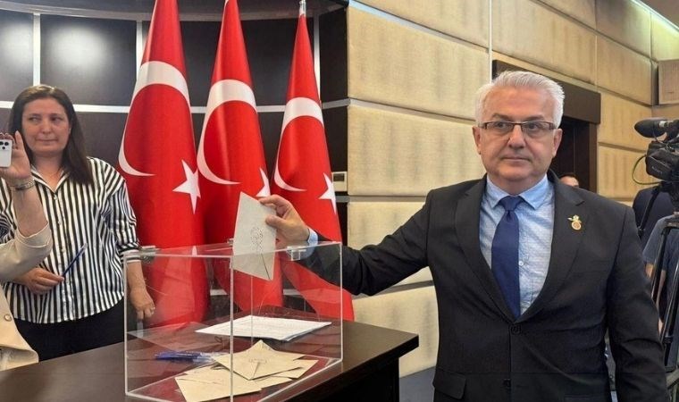 Kepez Belediye Başkanlığına kim seçildi? Kepez Belediye Başkanı Refik Emre Altekin kimdir, kaç yaşında, nereli?