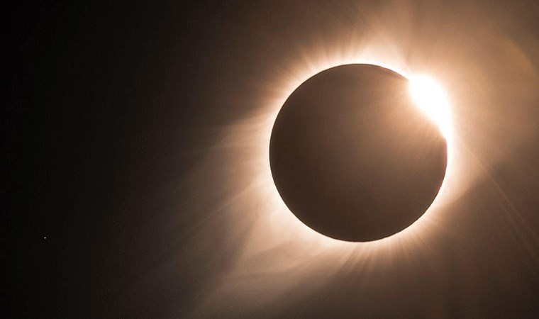 Güneş tutulması psikolojimizi nasıl etkiliyor?