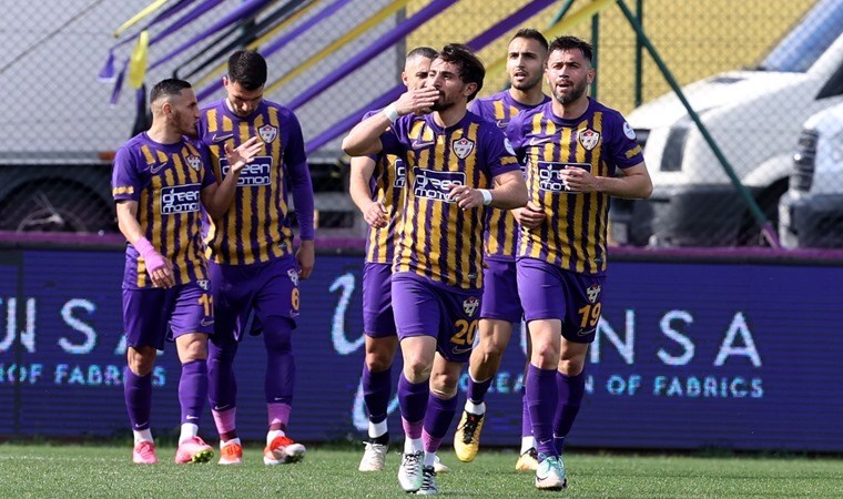 Arda Turan ile bir ilki başardılar: Eyüpspor, Süper Lig’e yükseldi