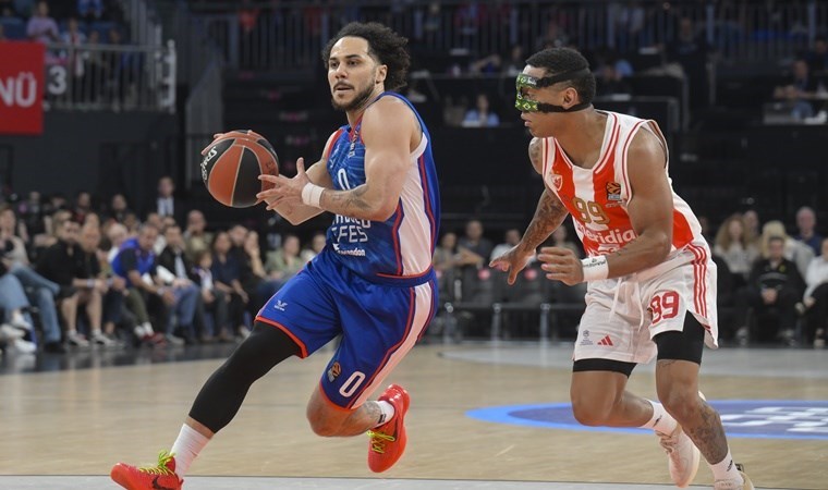 Anadolu Efes, tarihi farkla Play-In’e kaldı!