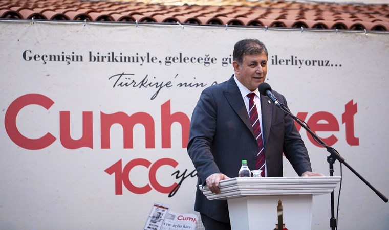 Cumhuriyet gazetesinin 100. yıl sergisinin İzmir açılışı özel bir etkinlikle yapıldı: Kurtuluşun gazetesi