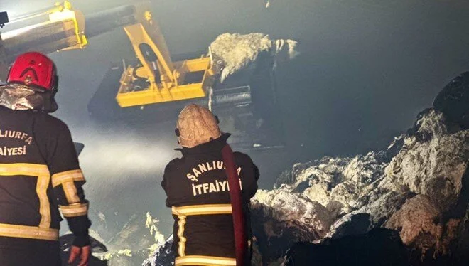 Şanlıurfa Viranşehir’de Fabrika Yangını