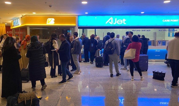 ‘Asılsız bomba ihbarı’ AJet’in Ankara- Erzincan uçağını havadan geri döndürdü: Yolcular tahliye edildi