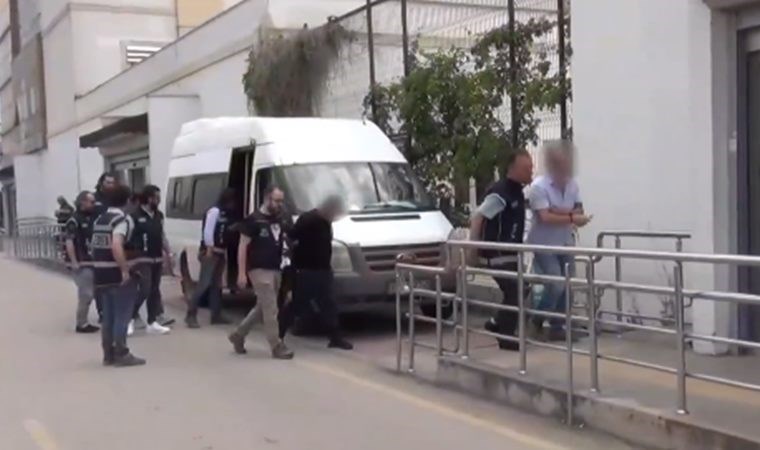 Bakan Yerlikaya duyurdu… Göçmen kaçakçılarına ‘Kalkan-21’ operasyonu: 12 kişi tutuklandı!