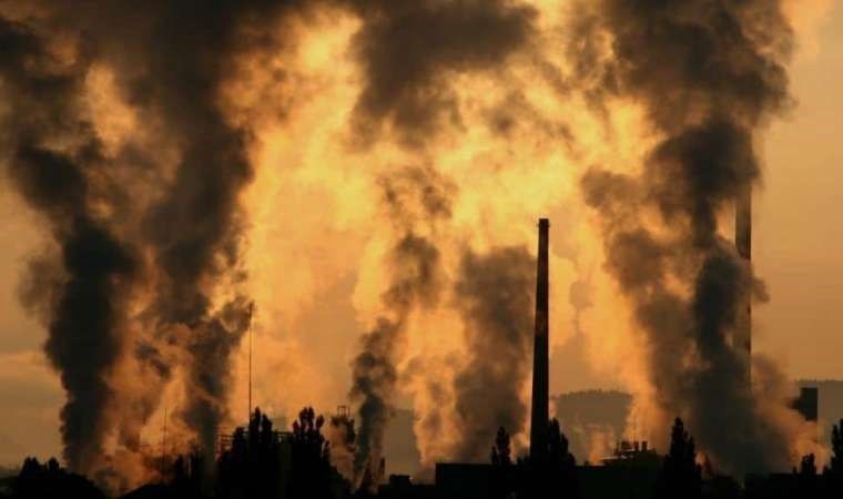 Göğüs Hastalıkları Uzmanı Dr. Öğr. Üyesi Uslu: Hava kirliliği ve stres astımı tetikliyor