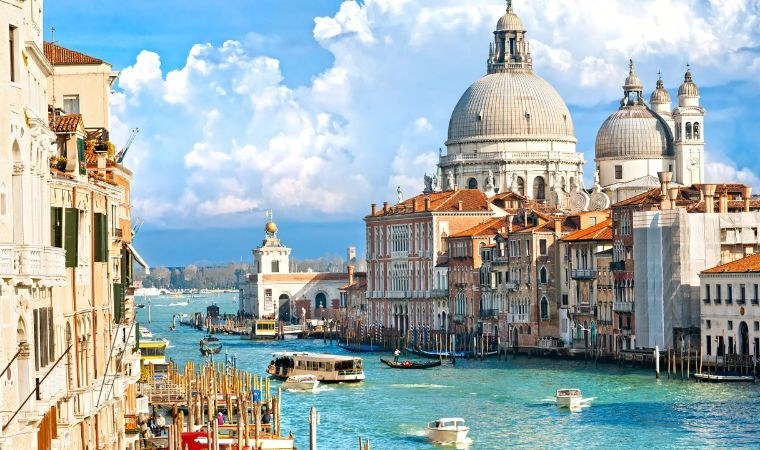 Venedik’e giriş ücretli olmuştu: 8 günde 700 bin avrodan fazla gelir elde edildi