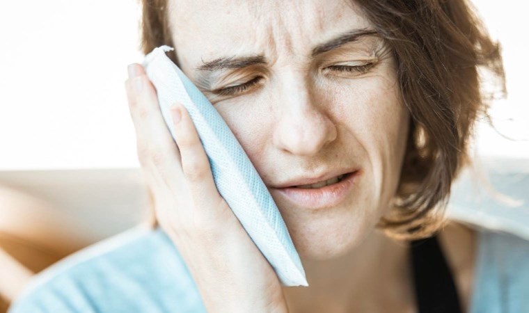 Periodontoloji Uzmanı Dr. Öğr. Üyesi Altıkat: Diş çürükleri kalp hastalıklarını tetikleyebilir