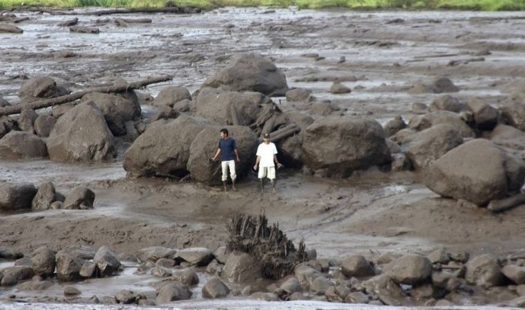 Endonezya’da sel felaketi: 28 kişi hayatını kaybetti, 4 kişi hala kayıp