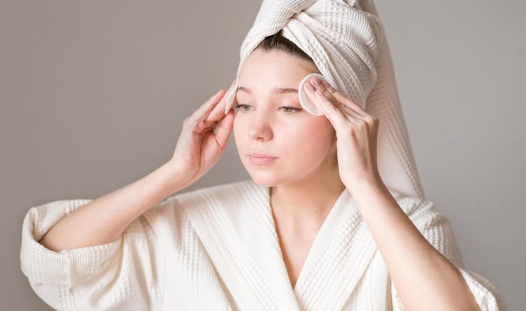 Bu ürünleri cildinizden uzak tutun! Cildinize zarar verebilecek 7 ürün…