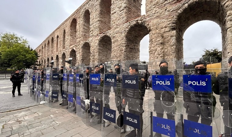 1 Mayıs’ta Saray’dan mesaj… Oktay Saral, Taksim’e yürümek isteyenleri hedef aldı: ‘Size demokrasi fazla’