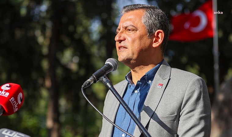 Özgür Özel’den Anneler Günü mesajı: ‘Annelerin gözyaşının rengi olmaz’