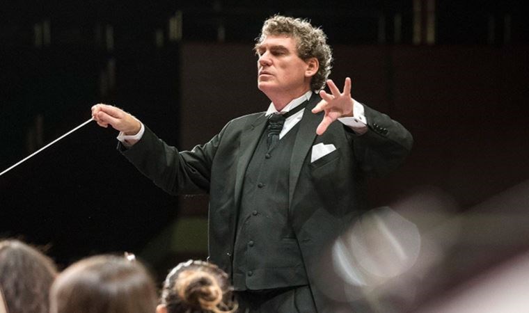 İstanbul Müzik Festivali Onur Ödülü açılış konserinden sonra Cem Mansur’a verilecek