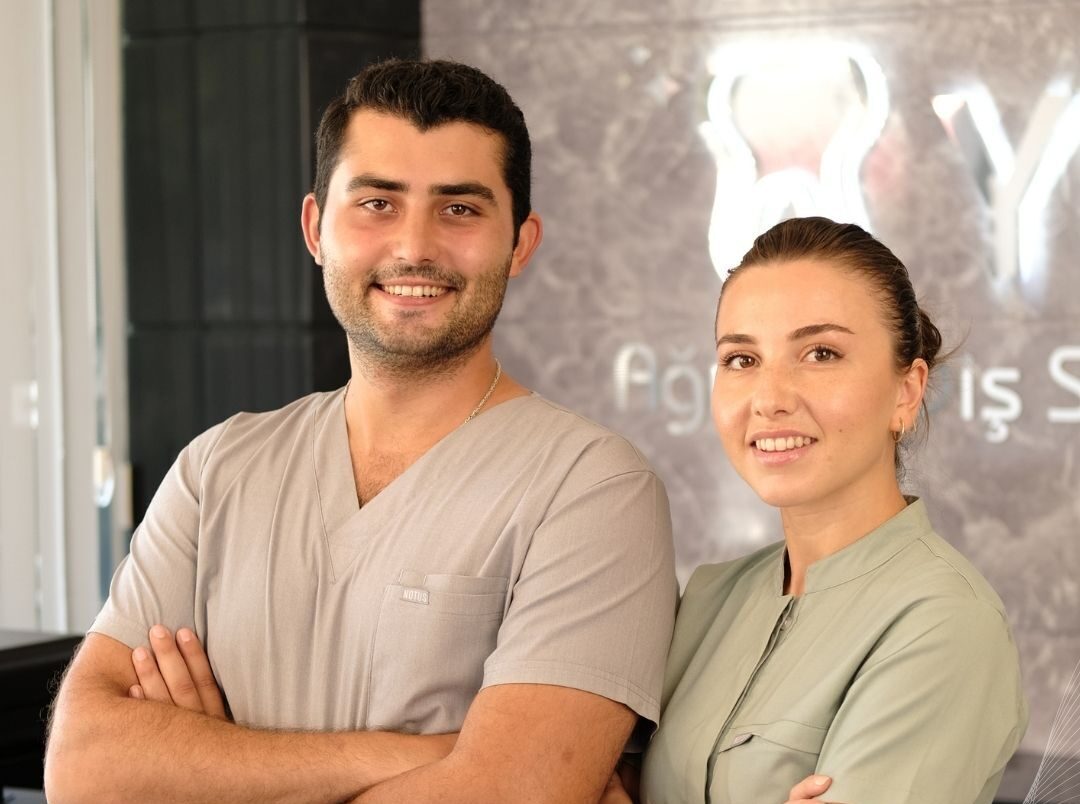 Marmaris’te Kozmetik Diş Hekimliği: Estetik ve Doğal Gülüşler