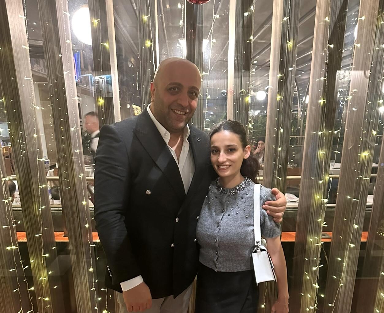 Erol Sökmez, Sevdiklerinden Gelen Sürprizlerle Duygulandı