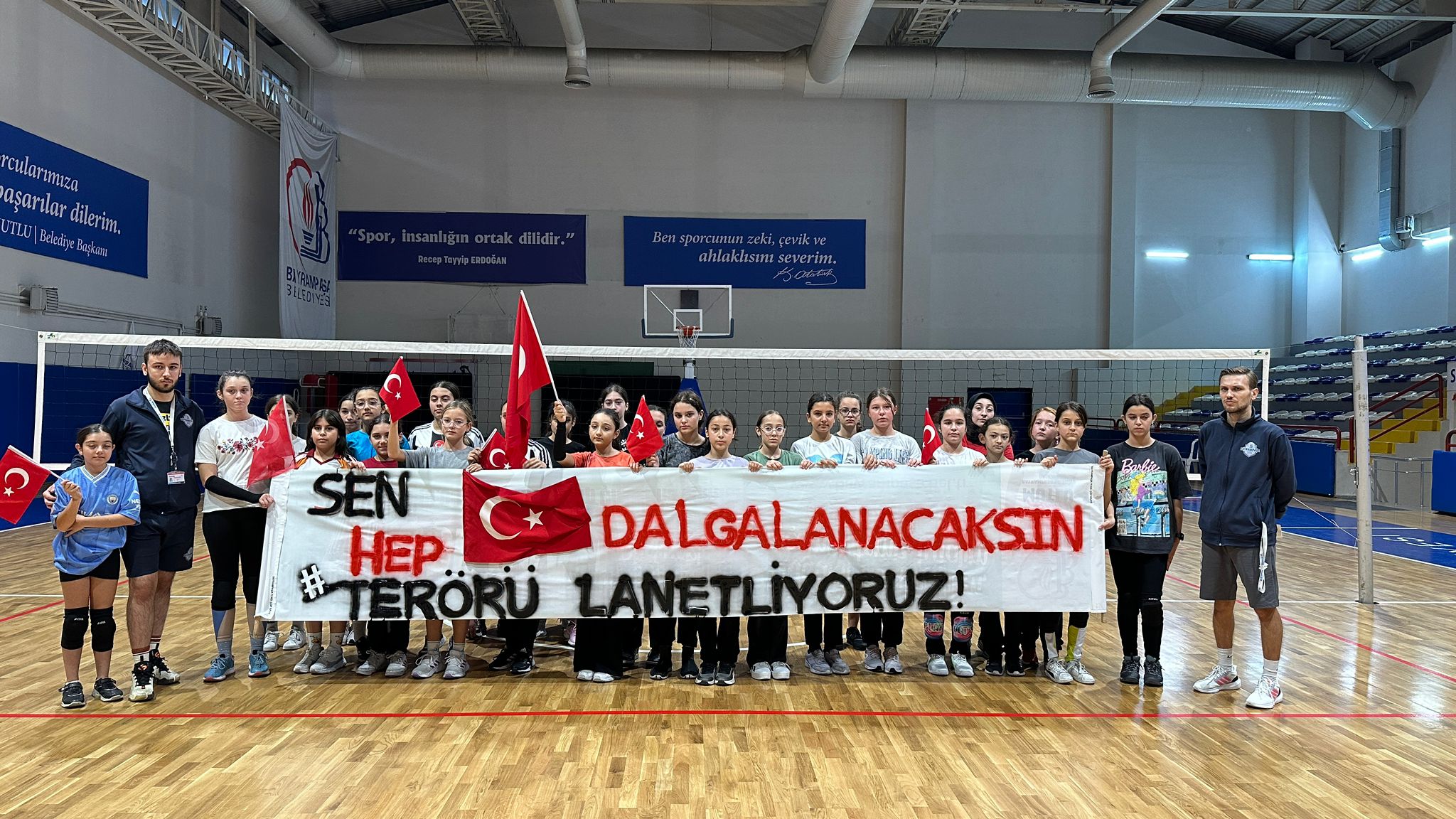 Bayrampaşa Belediyesi Semih Erden Spor Salonu: Gençlere Sporla Güçlü Bir Gelecek Sunuyoruz