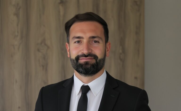 Serkan Dal MCC Koç Mentor – Eğitim Uzmanı – Yazar – Sosyolog: Aile Danışmanlığı ve Sosyal Teoriler Uzmanı