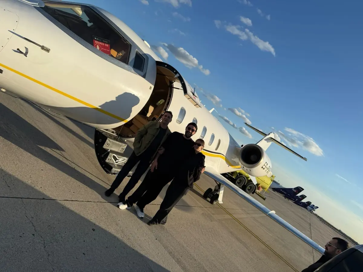 Özel Jetle Londra Keyfi: Didem Soydan ve Öncü Sönmez’in Tatili